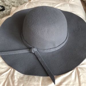 Gray felt stiff rim hat!